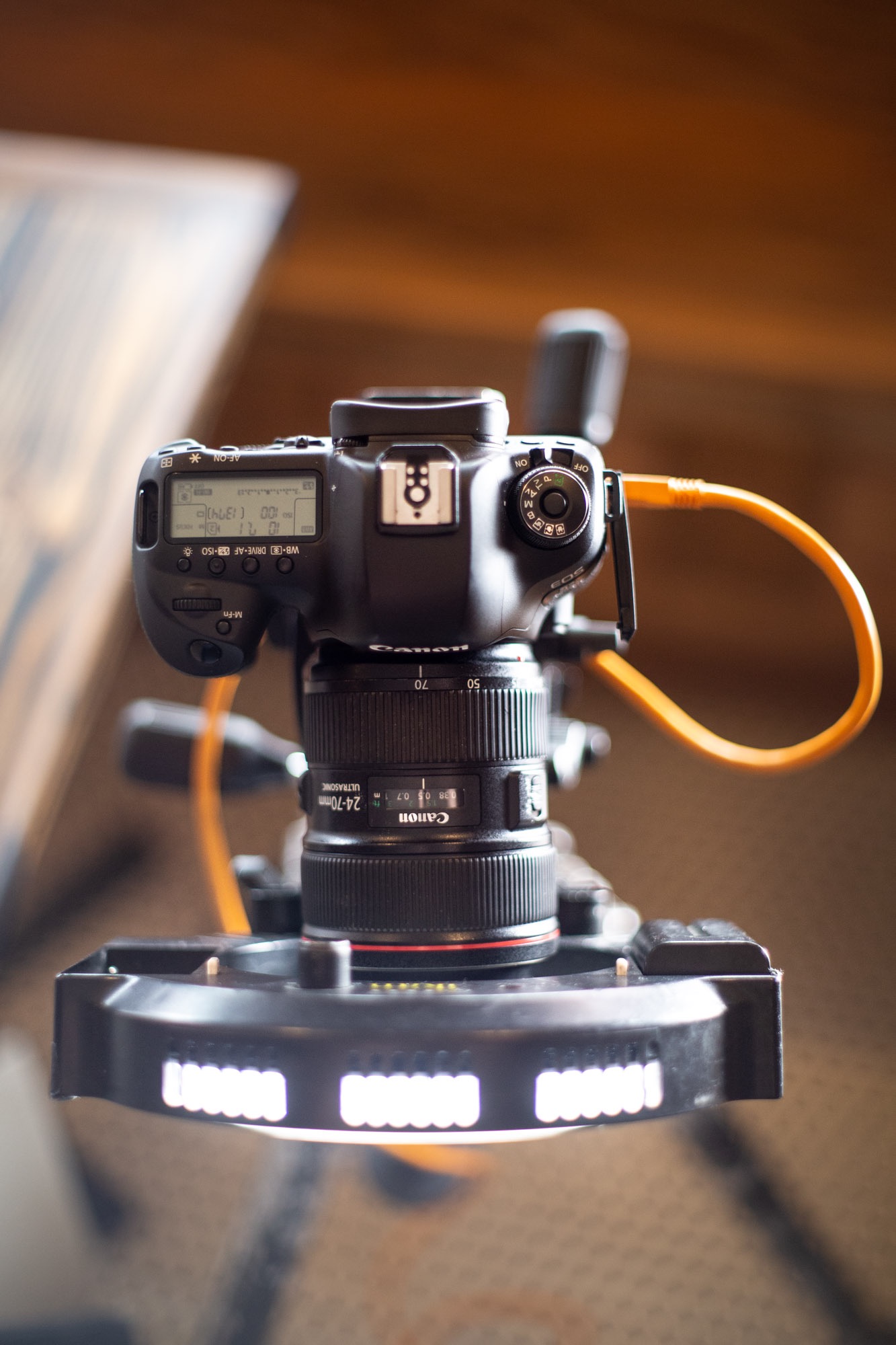 A canon 5d mark iv with an led ring light