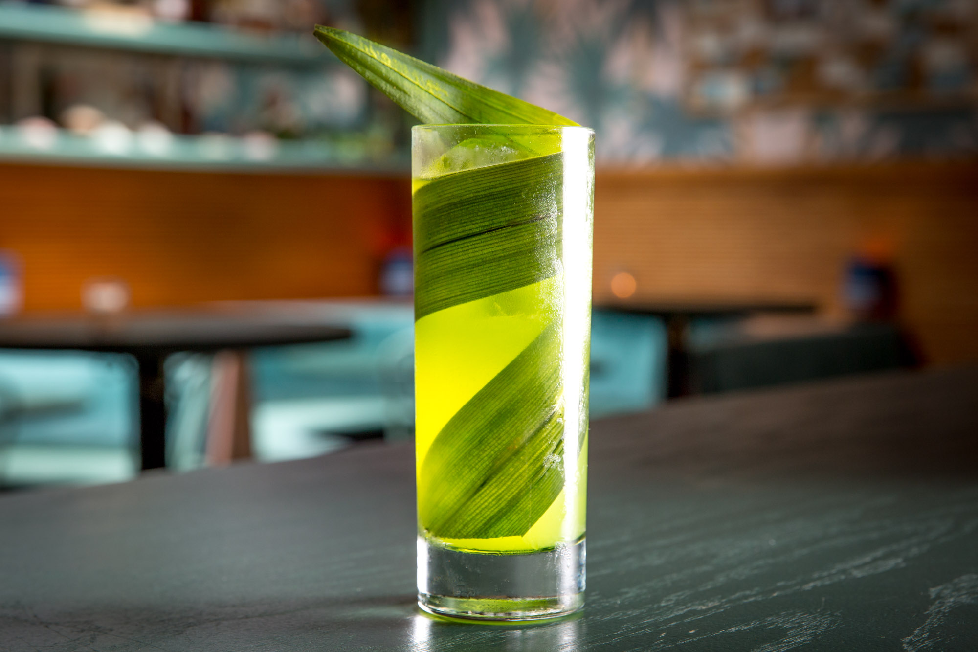 Banana Leaf drink light from behind